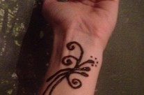 Henna wrist design